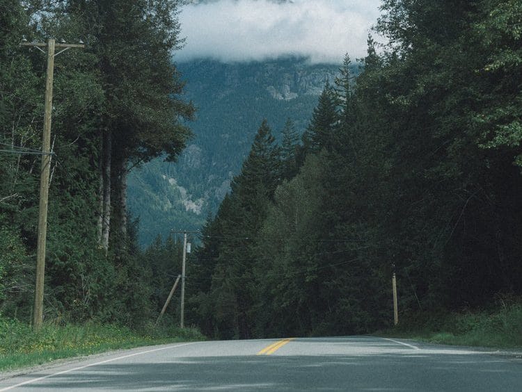 Best stopover accommodation on Highway 20 BC near Nimpo Lake
